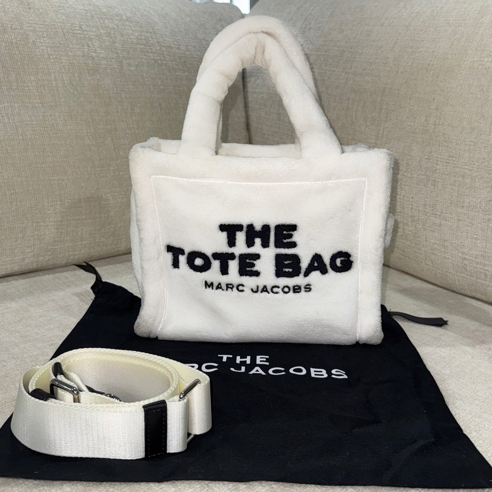 Marc Jacob’s tote bag